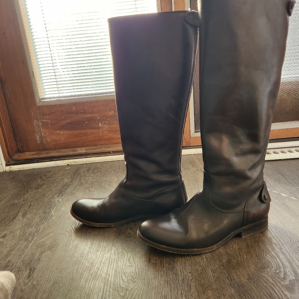 Frye Melissa Button Back Zip women's boot - Picture 13 of 13